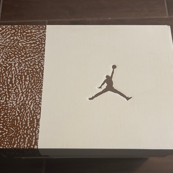 Jordan 3 Orewoods - Picture 1 of 5